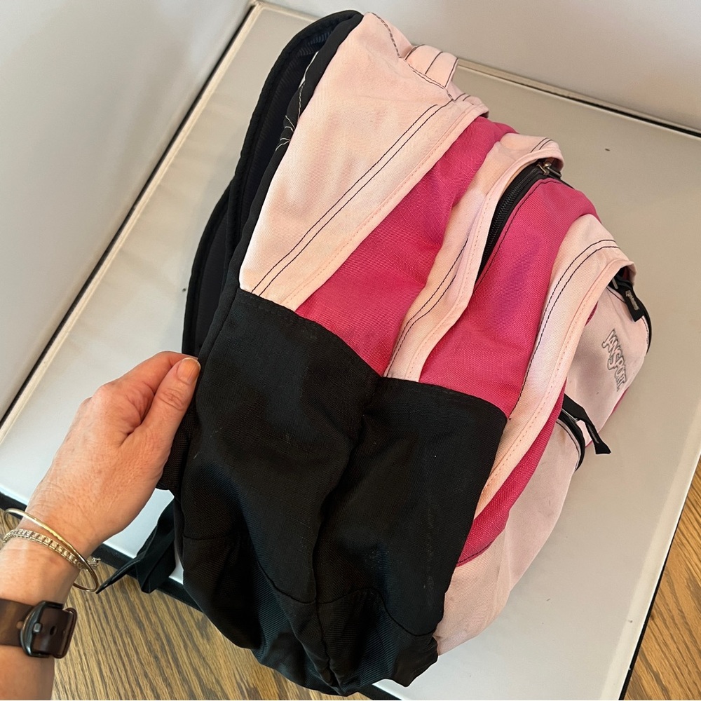 Jansport Pink & Black Daypack - Picture 8 of 10